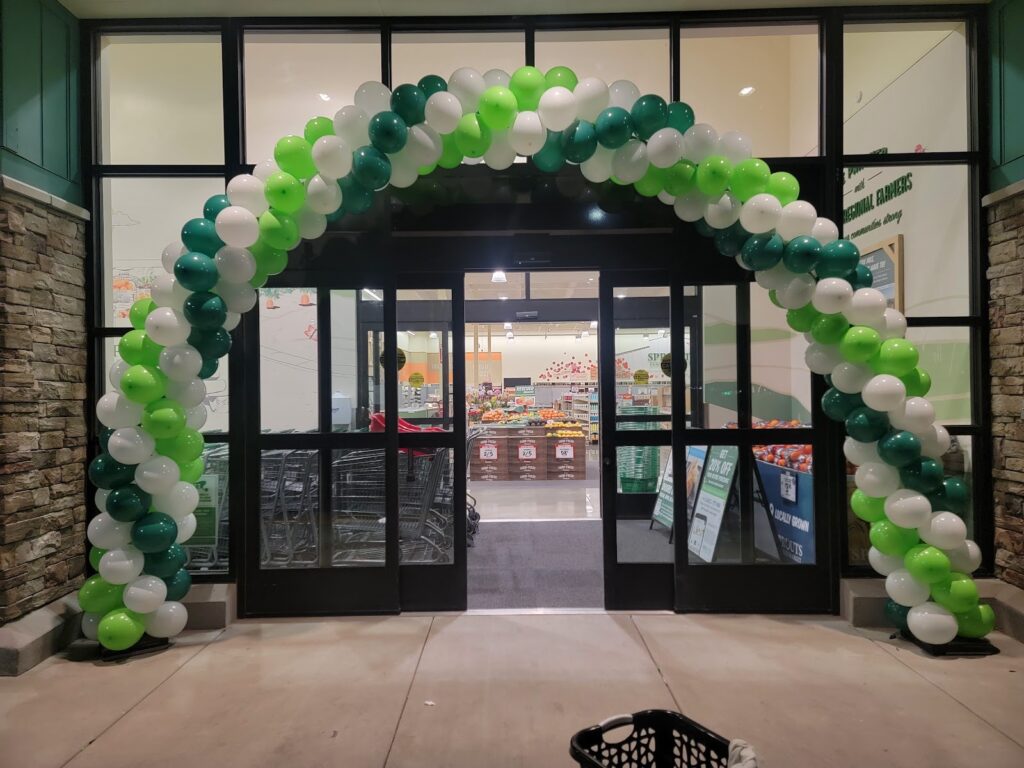 Exclusive Decorations & Party Supplies